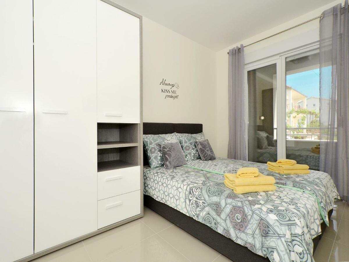 Ferienwohnung sunshine Trogir Exterior foto
