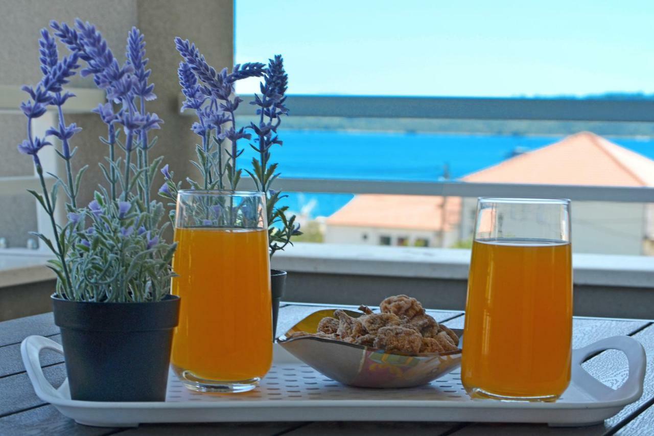 Ferienwohnung sunshine Trogir Exterior foto