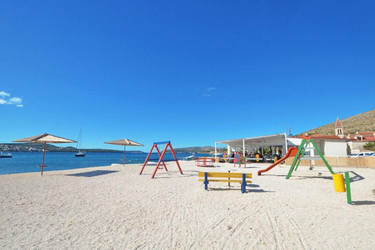 Ferienwohnung sunshine Trogir Exterior foto